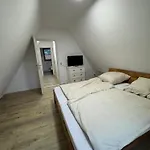 Reuthsee & Komfort & Hundefreundlicher Urlaub In Der Rhoen Holiday home Sulzdorf an der Lederhecke